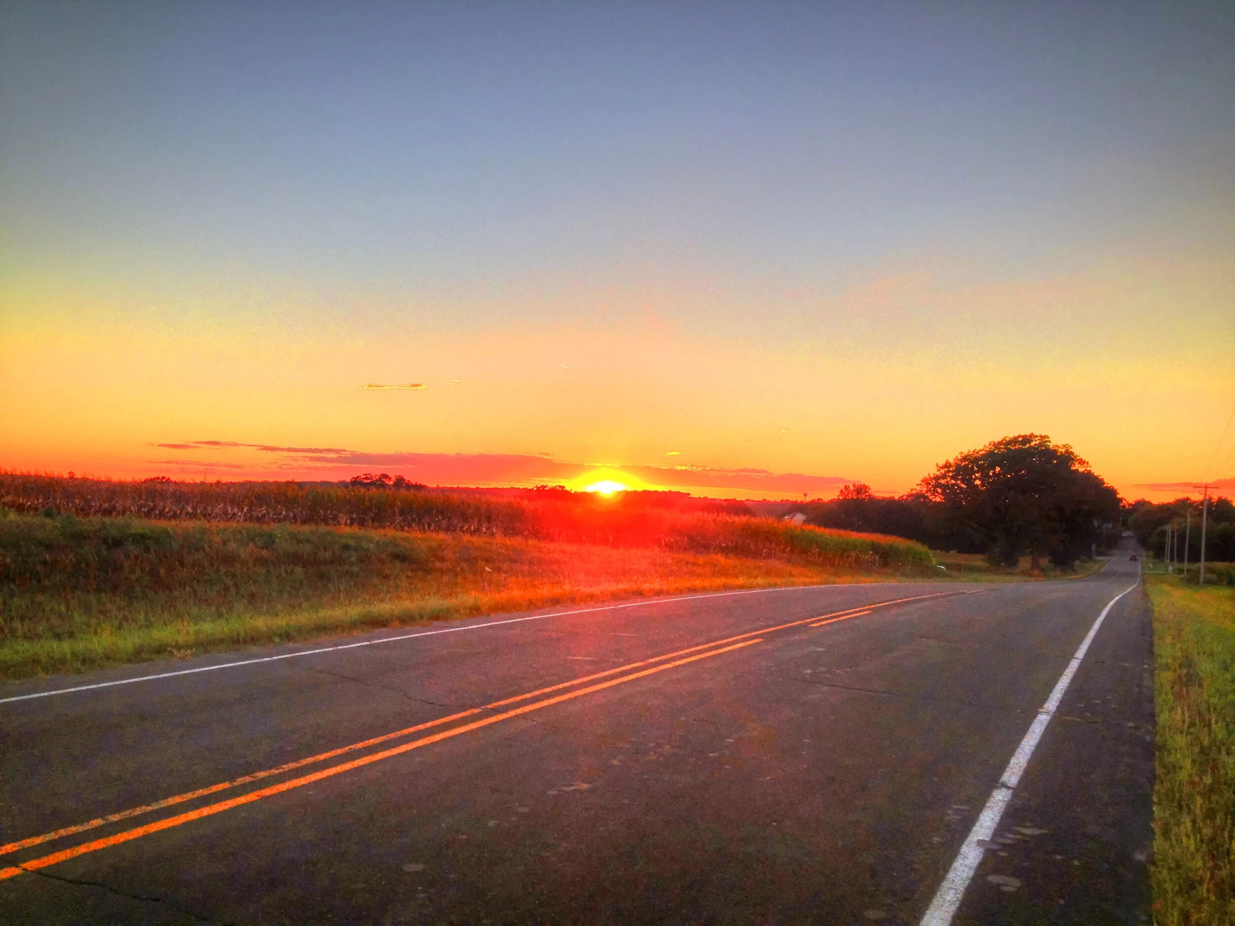 County roads. Сансет роуд дорога. Дорога закат. Красивый закат дорога. Красивая дорога.