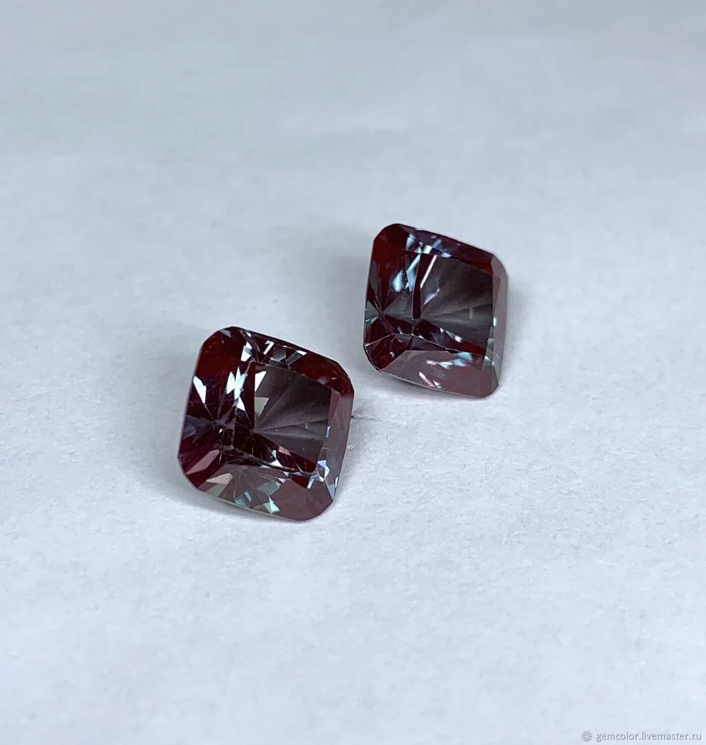 Александрит чохральского фото. Александрит чохральского перстень. Александрит чохральского золото. Запонки мужские александрит сапфир топаз. Александрит чохральского купить на ярмарке мастеров.