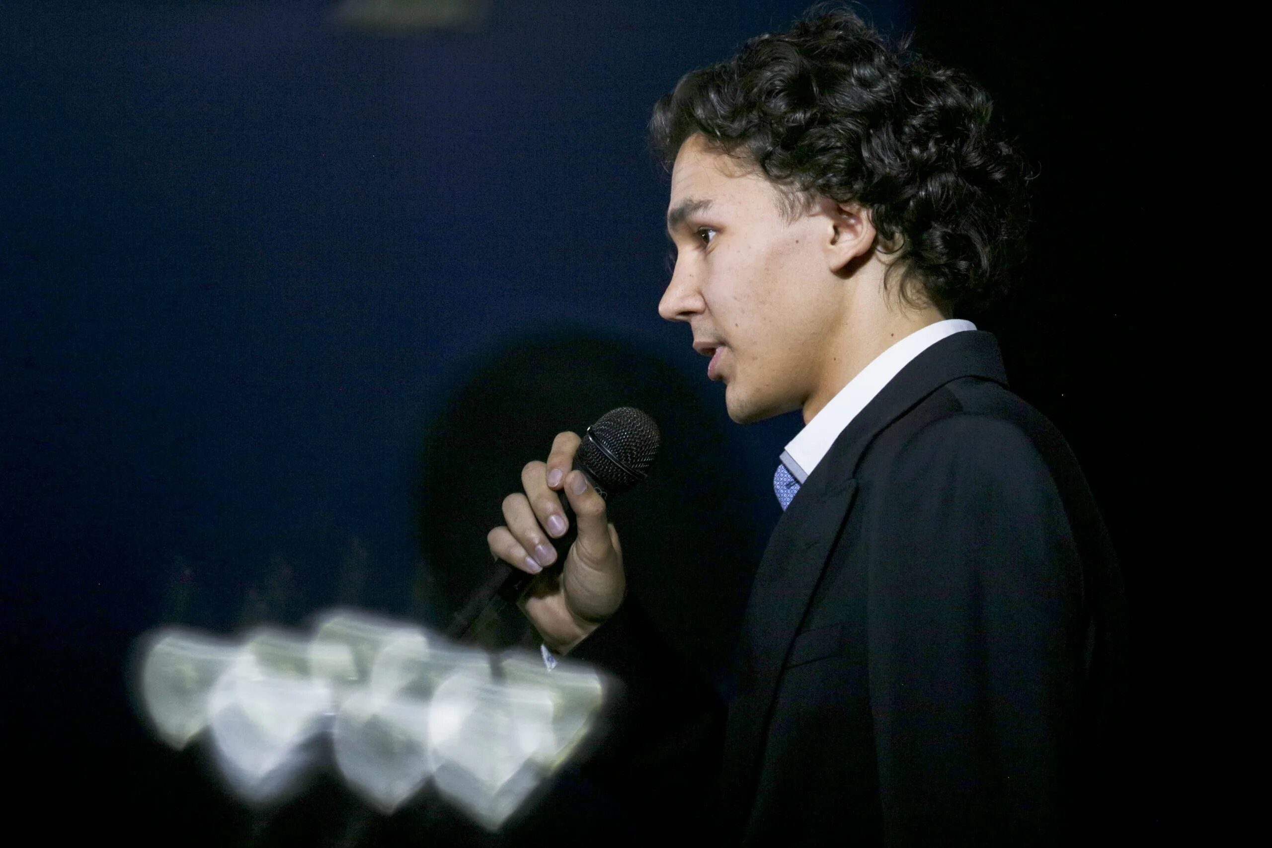 Концерт солистов. Выступление солиста. Концерт солистов театра оперы и балета. Концерт солистов театра оперы и балета. Солисты большого театра баритон фото.