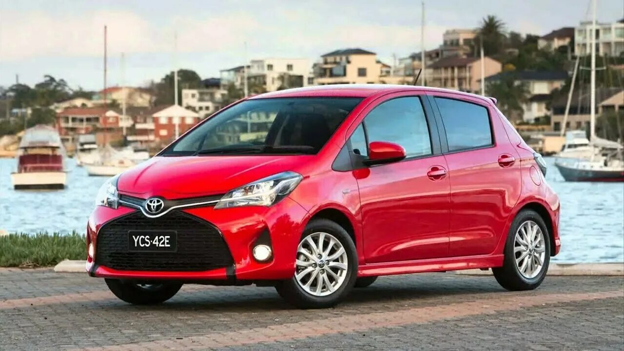 Тойота Ярис 2015. Тойота Ярис 2015 года. Toyota Yaris 1.33. Toyota Yaris 2015г.