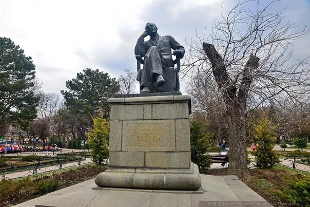 Файл:Simferopol Suvorov monument.jpg - Вікіпедія