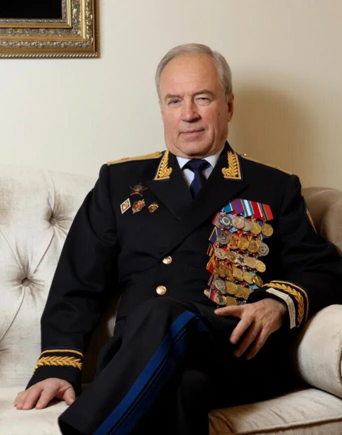 Алексей моляков генерал-полковник. Генерал моляков военная контрразведка. Юрьев николай петрович генерал. Генерал-полковник николай юрьев. Руководитель двкр безверхний.