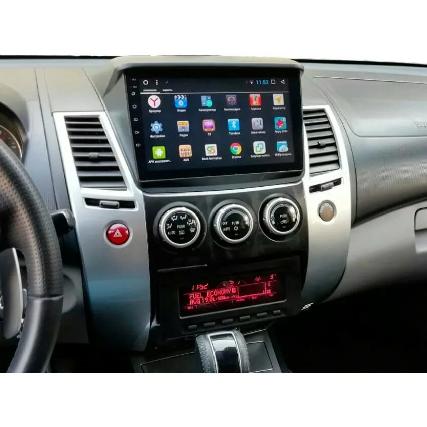 Мицубиси паджеро магнитола. Mitsubishi l200 магнитола Android. Штатная мультимедиа Pajero Sport 2. Митсубиси л200 магнитола на андроиде. Мультимедийная магнитола для Мицубиси л200.