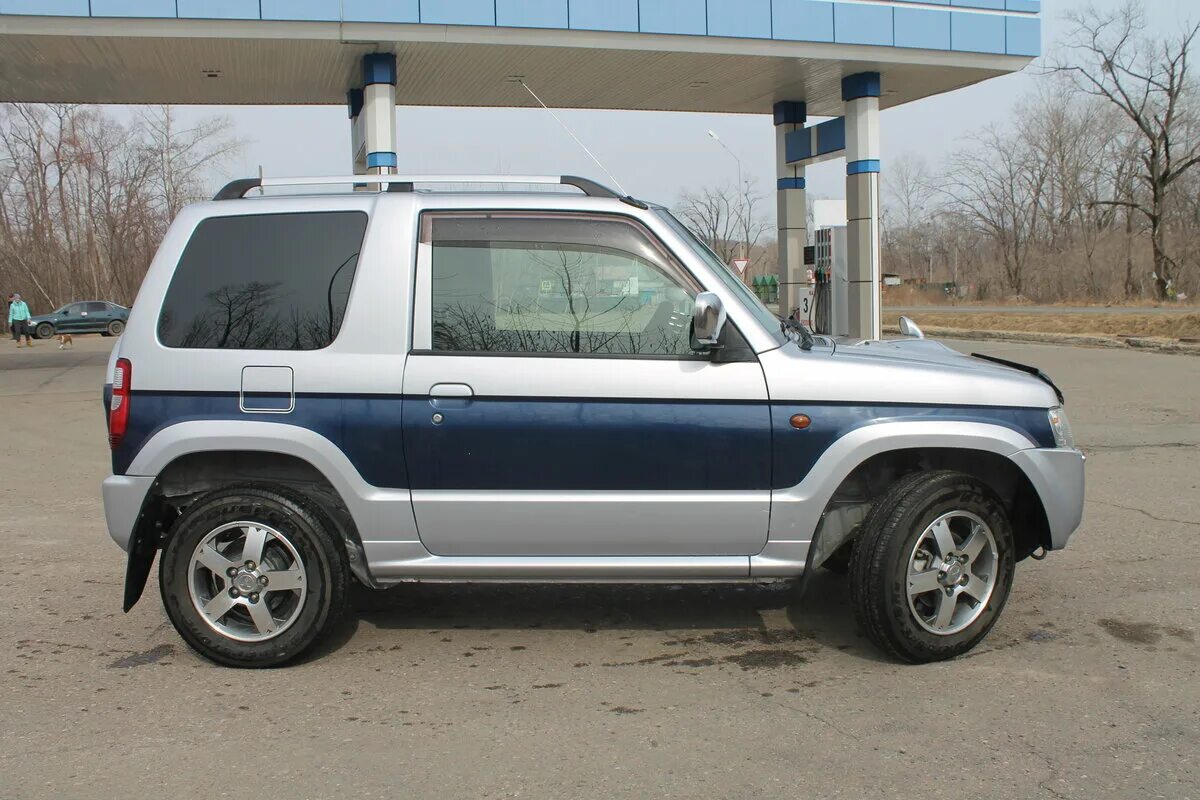 Аналог мицубиси. Mitsubishi Pajero Mini 2012. Мицубиси Паджеро мини 2012 год. Mitsubishi Pajero Mini на 17 дюймов. Pajero Mini 2012.