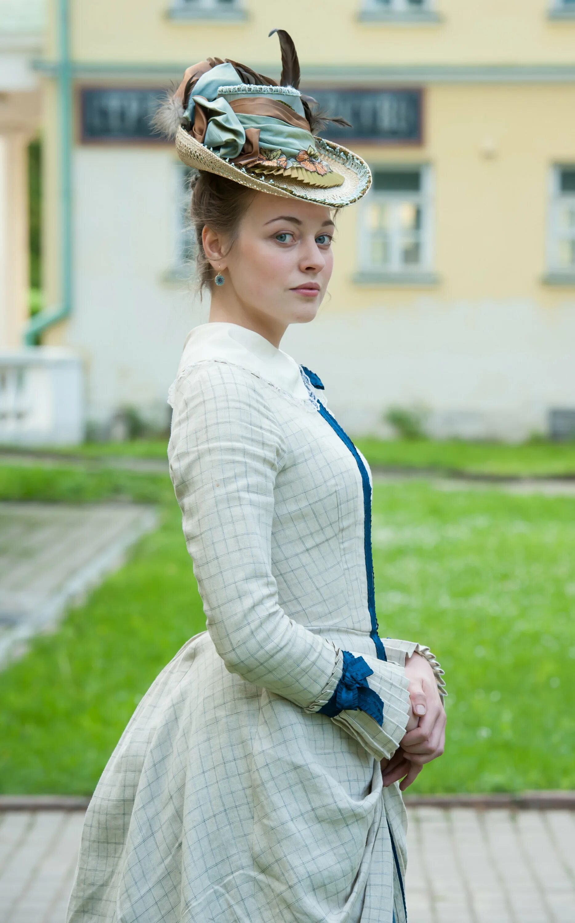 Сериал анна детектив актеры и роли фото Фото: Анна-детективъ / Кадр со съемок сериала "Анна-детективъ" (2016) #2873607