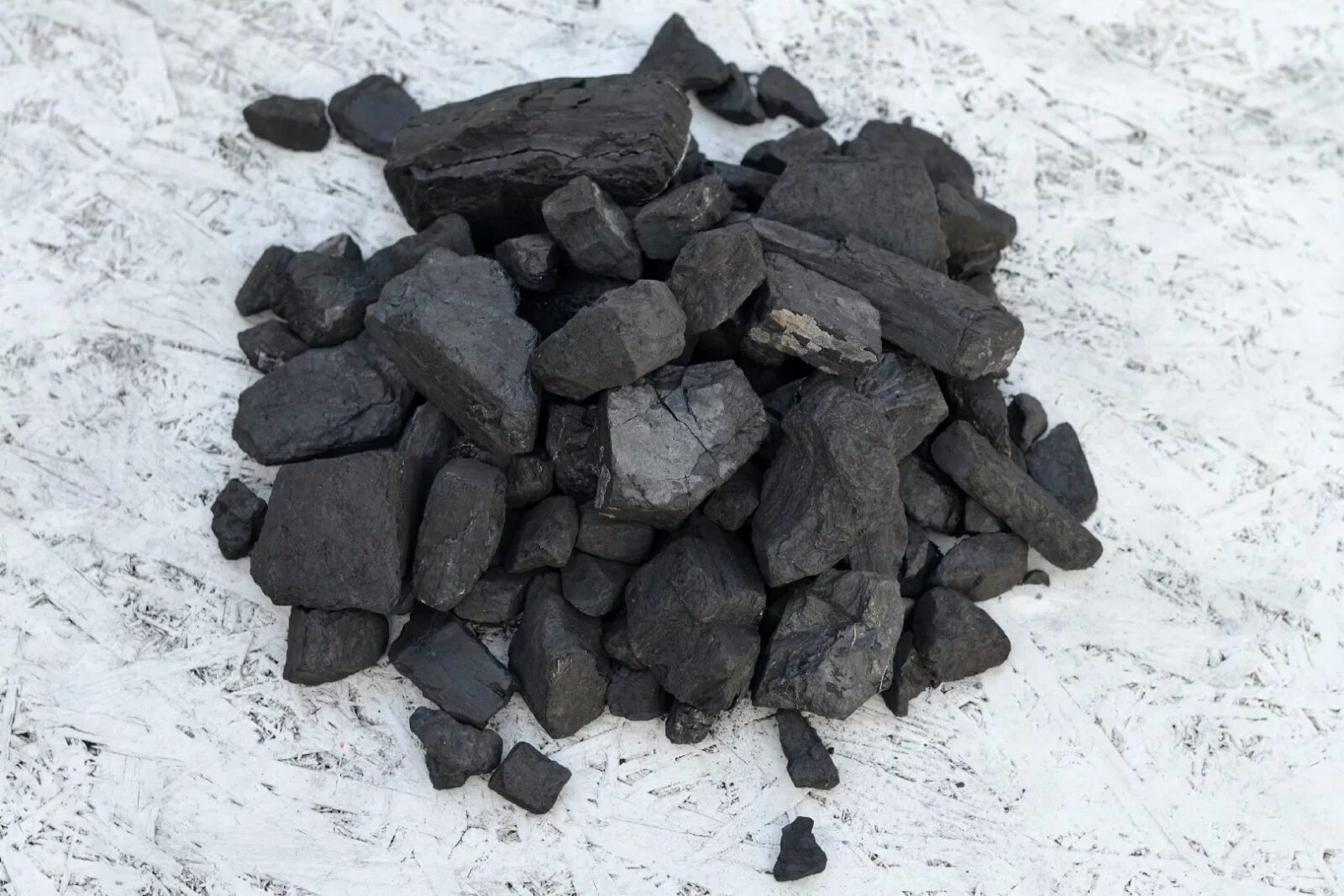 Угля топлива велико уголь. Каменный уголь антрацит. Длиннопламенный каменный уголь. Каа Хемский уголь. Уголь сортовой.