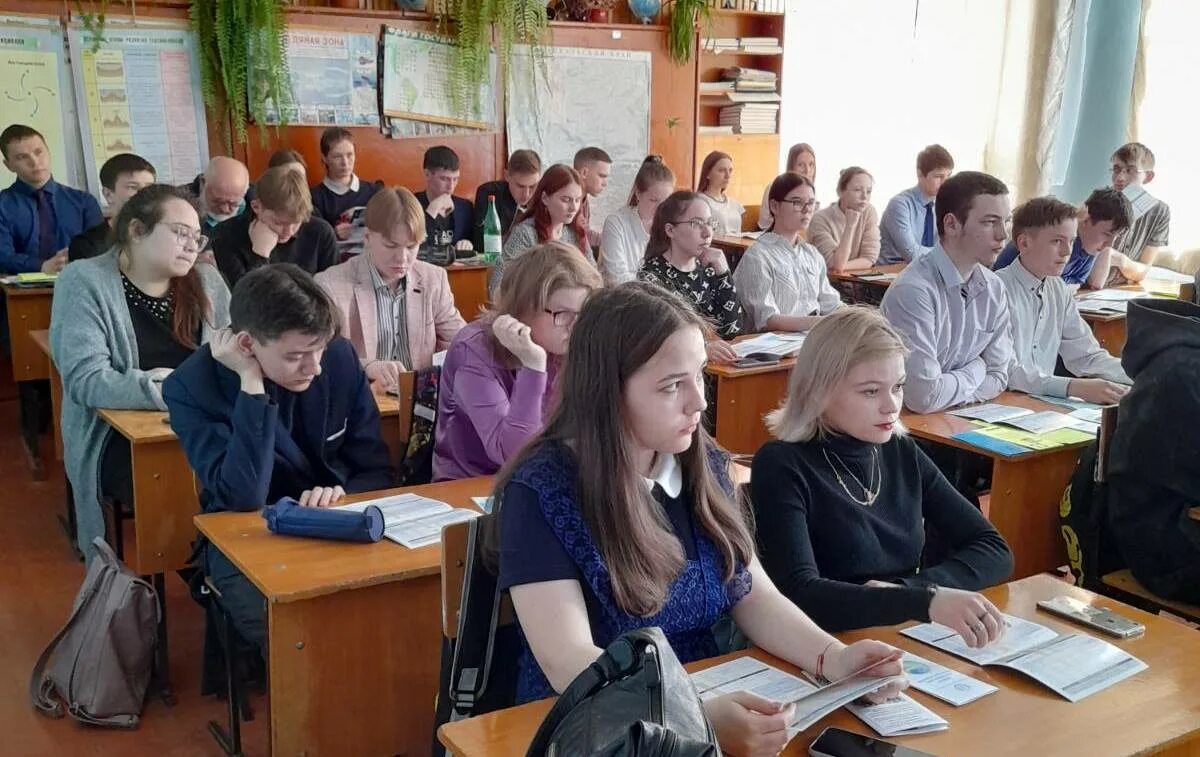 Кокуйская сош 1. 5 класс первый учитель. Кокуйская школа №1 сретенский район. Кокуйская сош 1. Кокуйская сош 1.