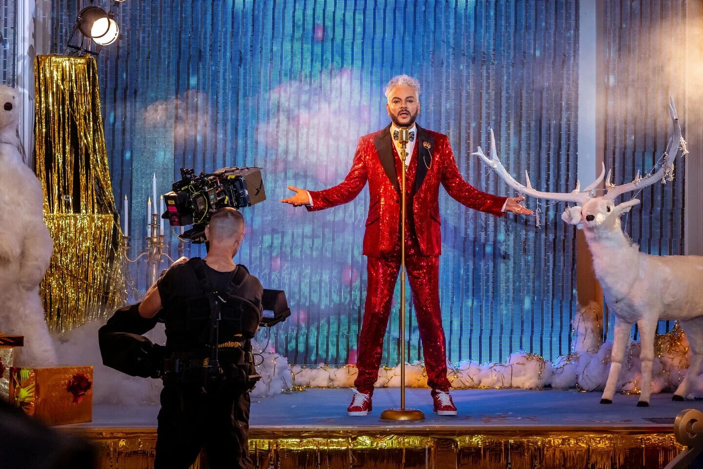 елки восемь