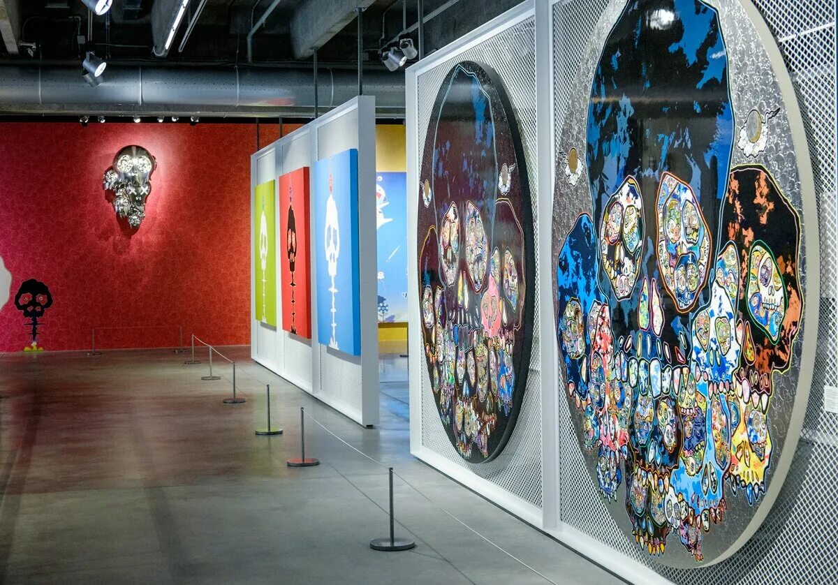 Выставка японского художника Такаси Мураками. Выставка Такаши Мураками гараж. Музей гараж выставка Мураками. Такаси Мураками Полиритм.