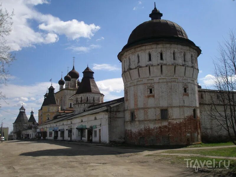 Борисоглеб ярославль. Ростовский борисоглебский монастырь. Борисоглебский монастырь ярославская область фото. Борисоглебский монастырь ростов великий. Борисоглебский мужской монастырь ярославская область.