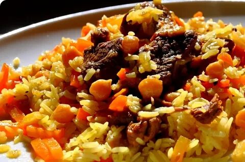 Вкусный плов с сухофруктами