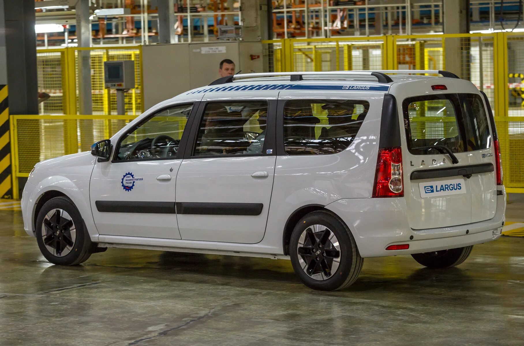 Что об электрическом Lada e-Largus думают за границей Daily-Motor.Ru Дзен