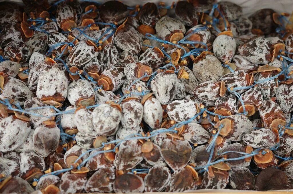 хурма вяленая армения 500гр. багдадская хурма сушеная. хурма королек сушеная. вяленая хурма. хурма вяленая армения.