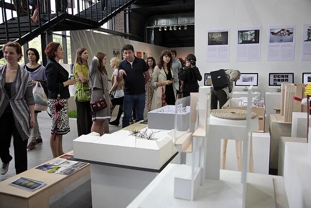 Реклама выставки. Выставка графического дизайна. Школа акварели сергея андрияки. Университет бвшд. Агик.