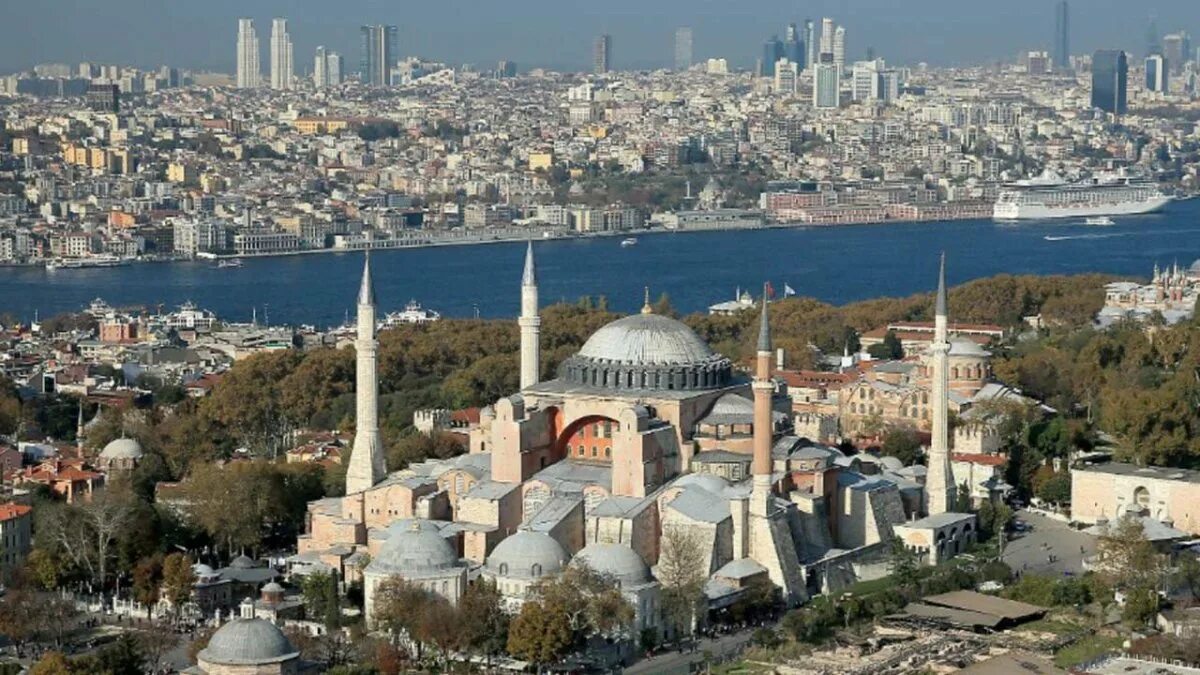 Как называются города турции. Турция панорама города. Анкара столица турции башня. Стамбул фото города. Туркия денгизи.