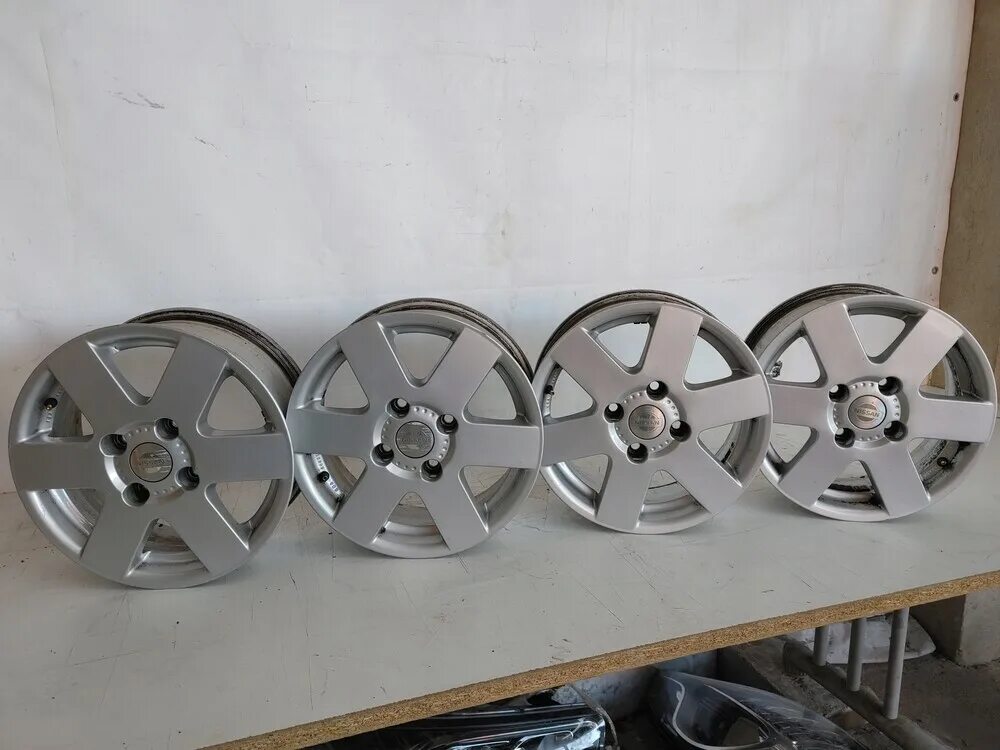 Диск бу ниссан альмера классик. Диск литой r15 almera classic. Nissan almera диски r15. Оригинальные диски ниссан r16. Диск колеса nissan r16.