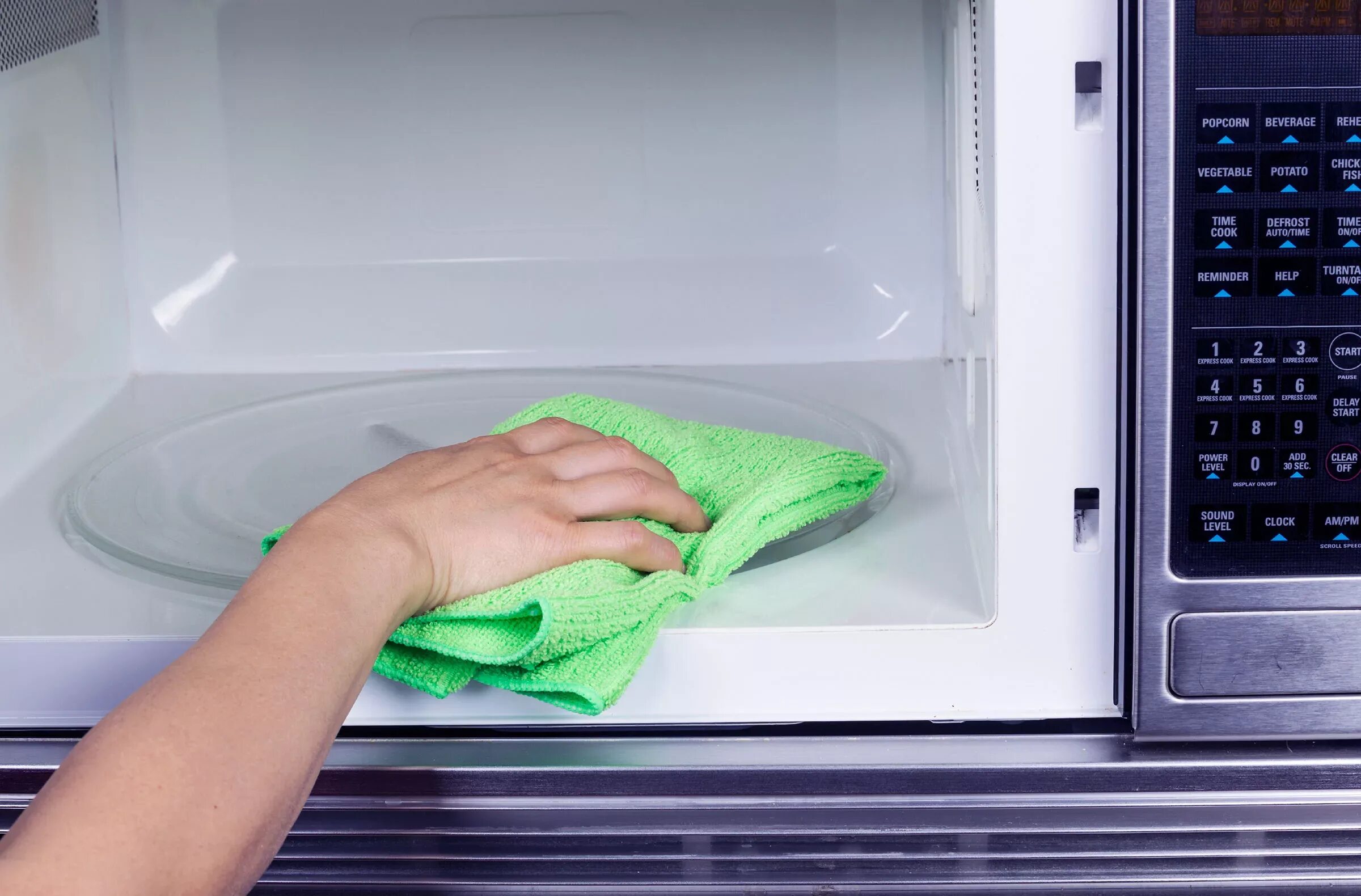 Как убрать царапины с пластика? - xclean.info