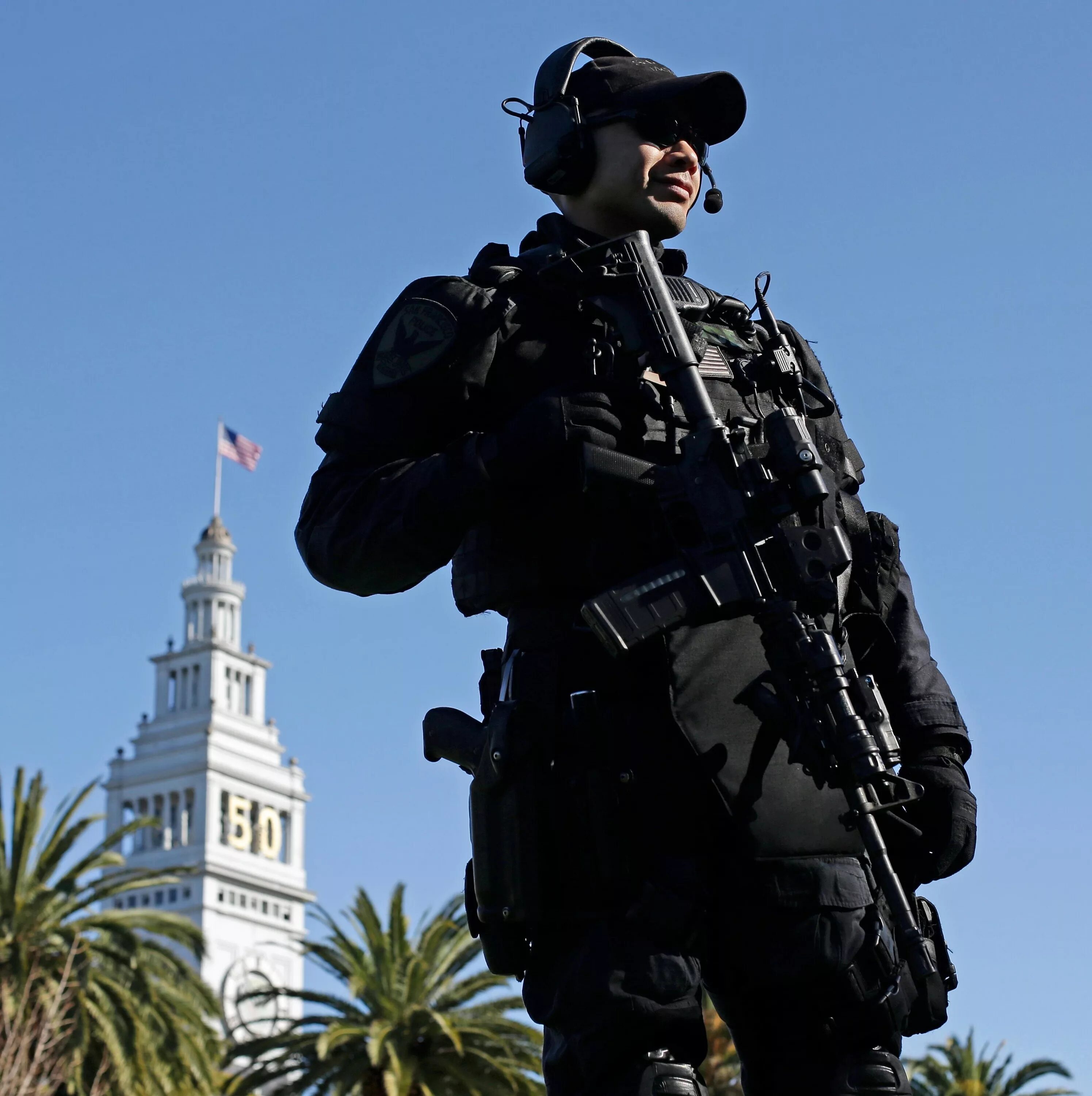 Swat kuwait. San Francisco Police SWAT. Спецназ США SWAT. SFPD SWAT. Спецназ Лос Анджелес сват.