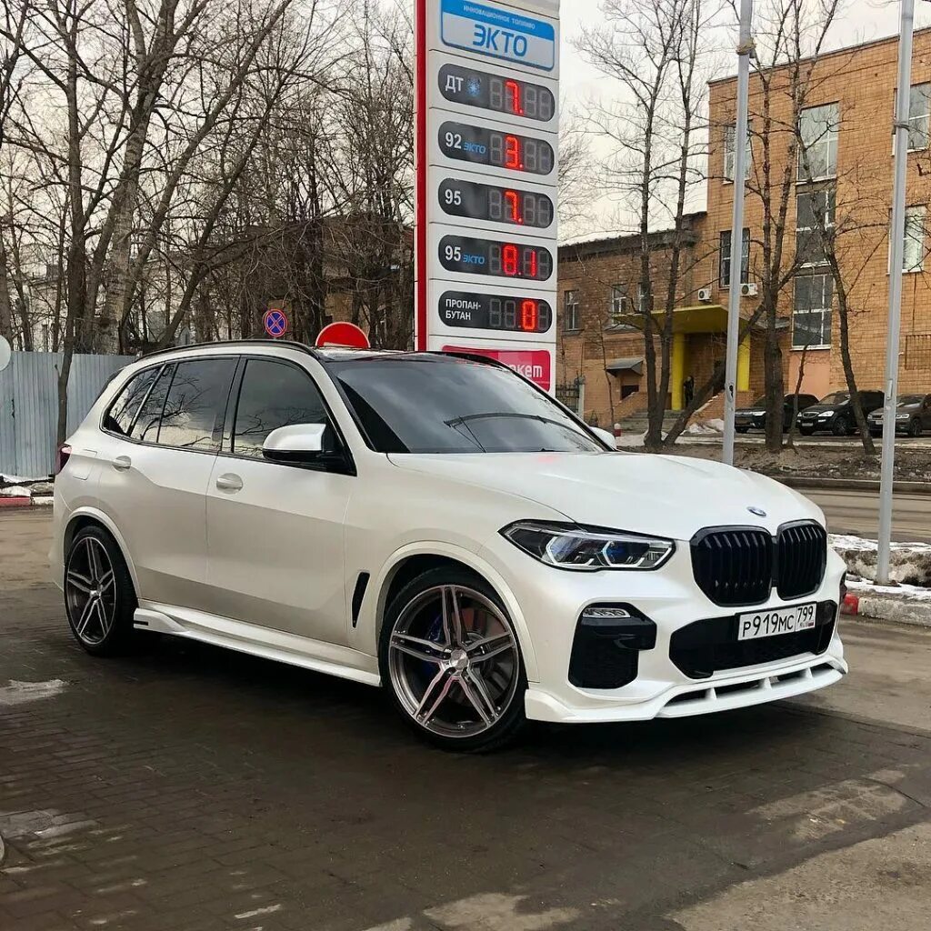 BMW x5m. BMW x5 тюнингованный. БМВ x5 g05. BMW x5 m5. Bmw x5 москва