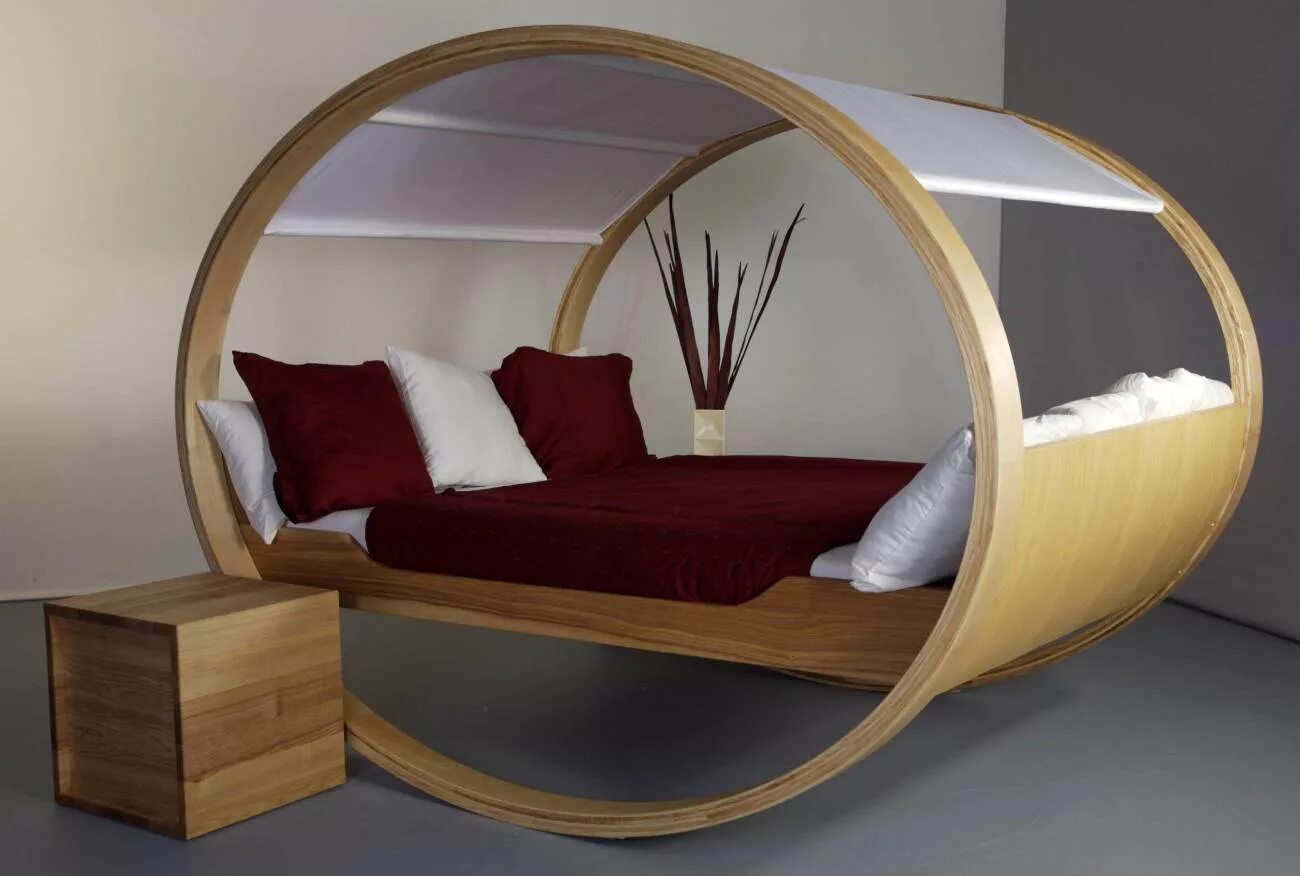 Нестандартные предметы. Кровать Quantum Sleeper. Необычные кровати. Необычная мебель. Необычная дизайнерская мебель.