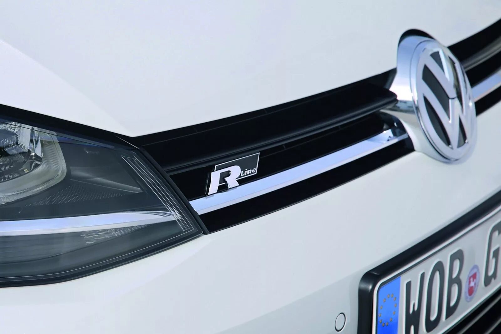 R line 0. Volkswagen golf vii r line. golf mk7 r line. шильдик р лайн гольф 6. гольф 6 r line.