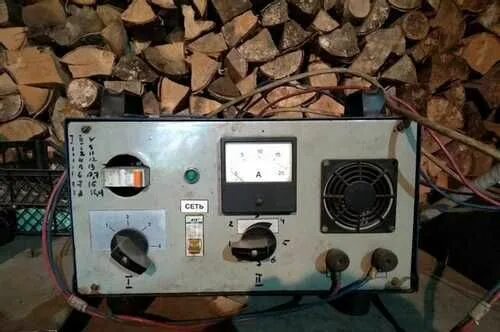 Зарядное устройство зу 1. Зарядное устройство комета зу-1и. зарядка электроника зу-01м. зарядное рассвет-1. зу-01.