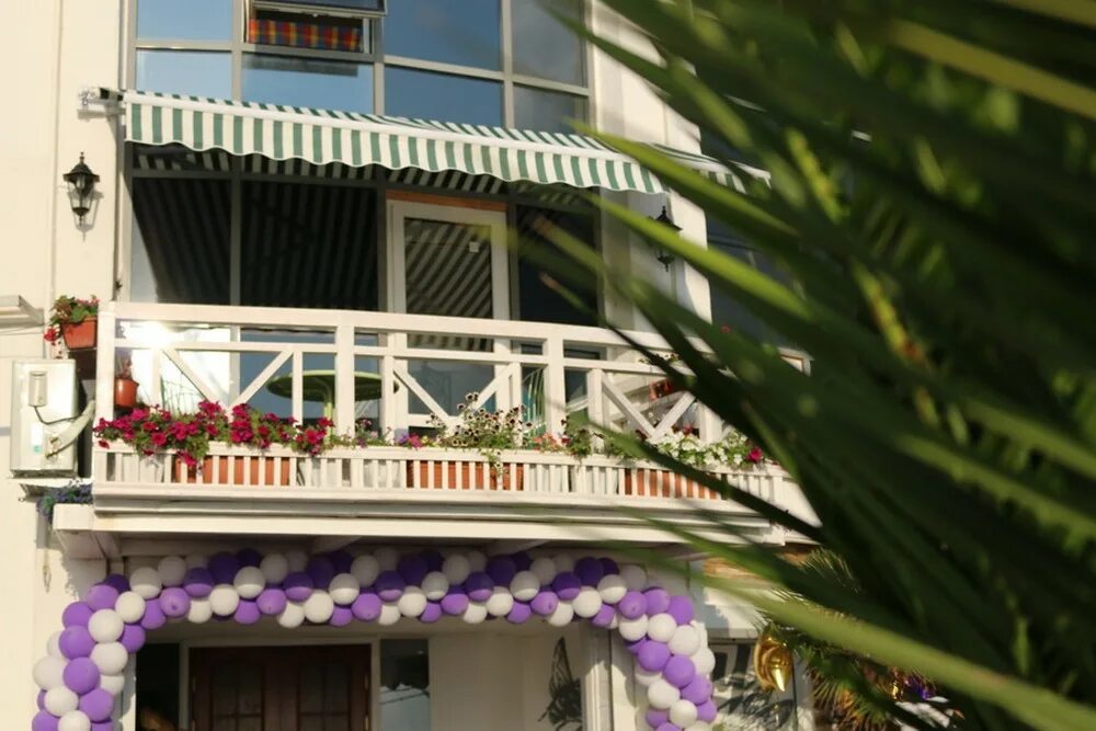 лаза холл лазаревское. лазаревское холл. гостиница laza hall сочи. гостиница лаза холл в лазаревском. лазаревское холл.