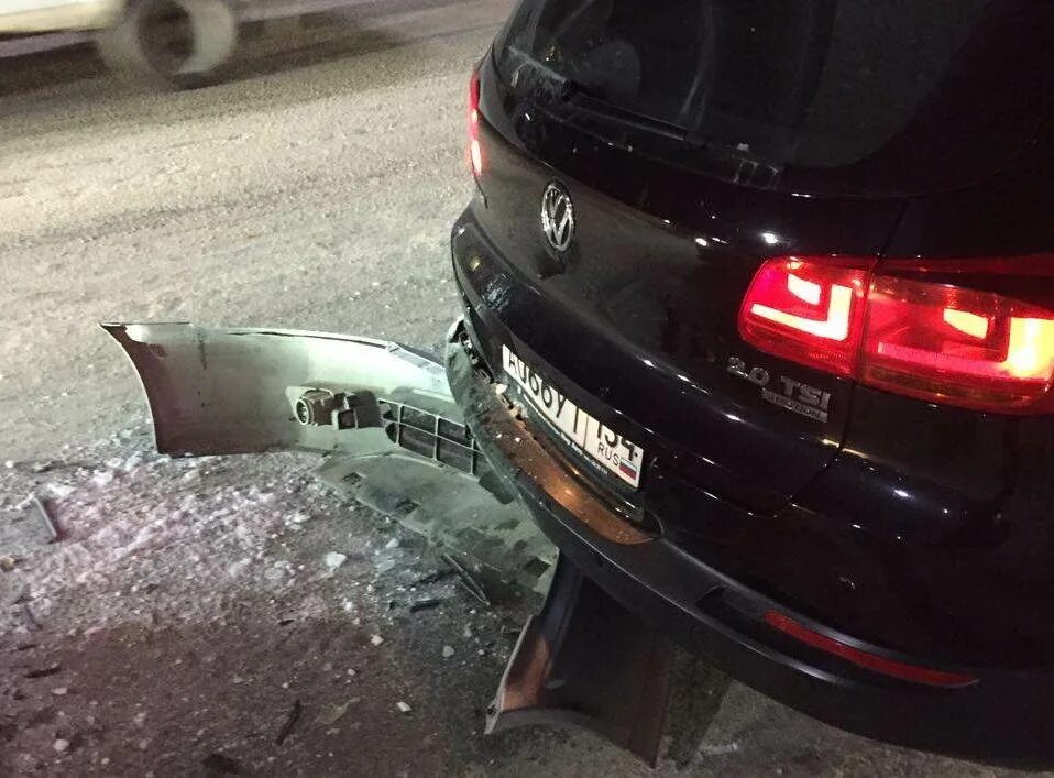 фаркоп задел чужую машину. повреждение машины. что будет за уезд с места дтп. ударил машину и уехал с места дтп. царапина на машине.