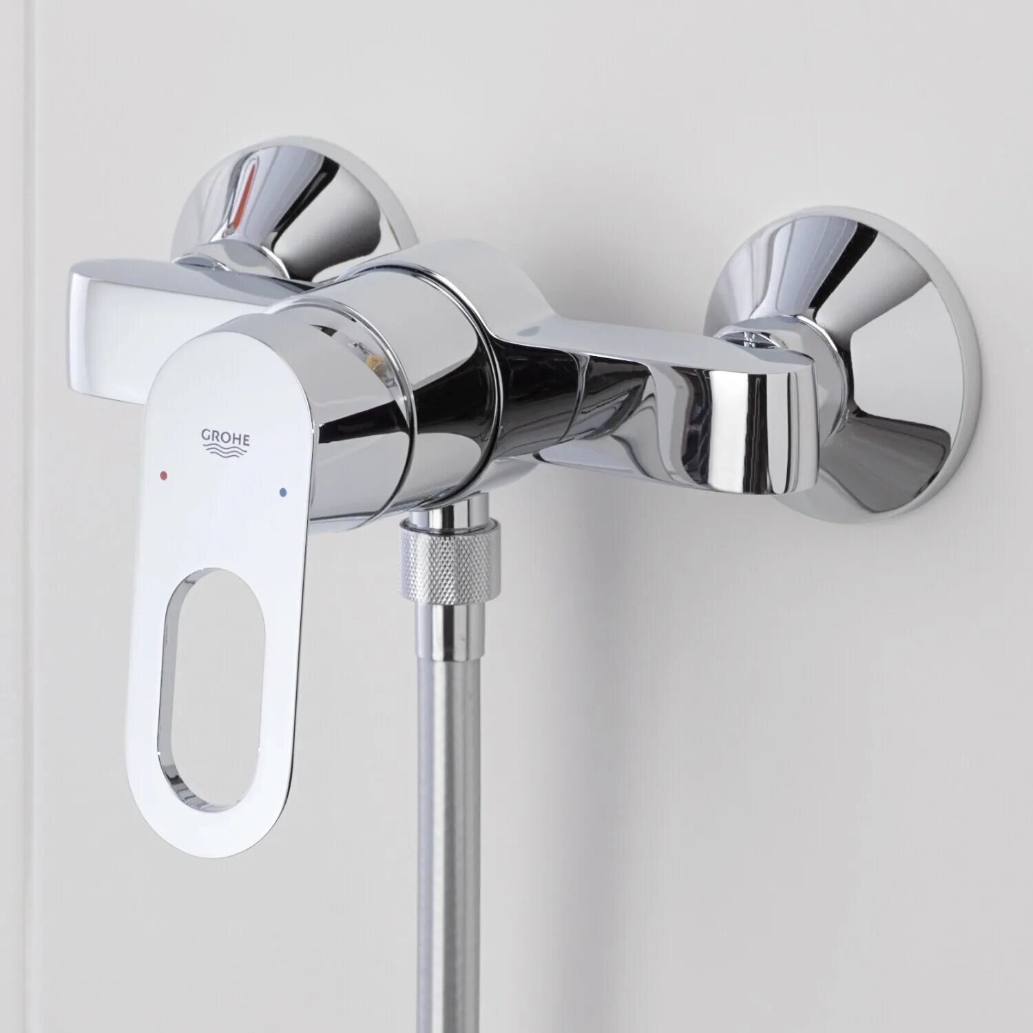 Start loop. Смеситель для душа Grohe start loop 23354000. Смеситель для душа Grohe BAULOOP 32816000. Смеситель для душа Grohe BAULOOP 23340000 однорычажный хром. Grohe start loop смеситель.