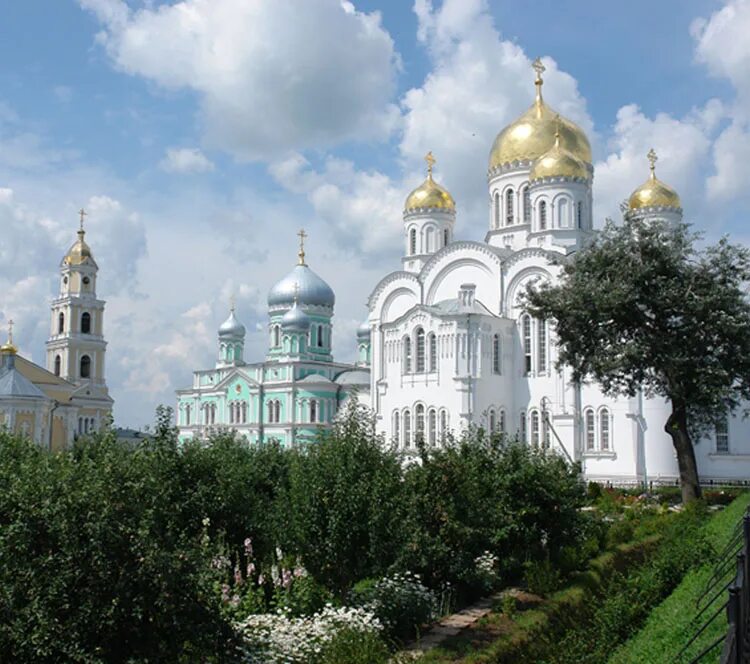 Дивеево симанина. Дивеево монастырь. симанина 8 дивеево.
