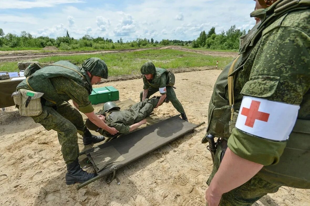 Санинструктор в армии России. Военно-полевой госпиталь Минобороны. Сайты военных врачей