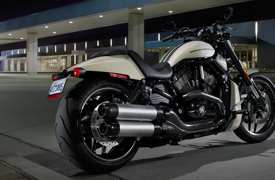 Харлей дэвидсон night rod. Мотоциклы harley-davidson night rod. V rod custom. Night rod special. Night rod special.