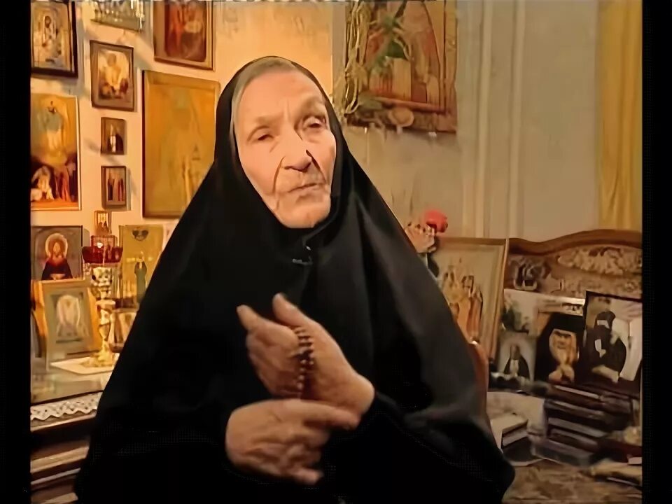 Матушка видео. Матушка видео. Монахиня девора кабанова телеканал. Матушка видео. Видео монахиня наедине.