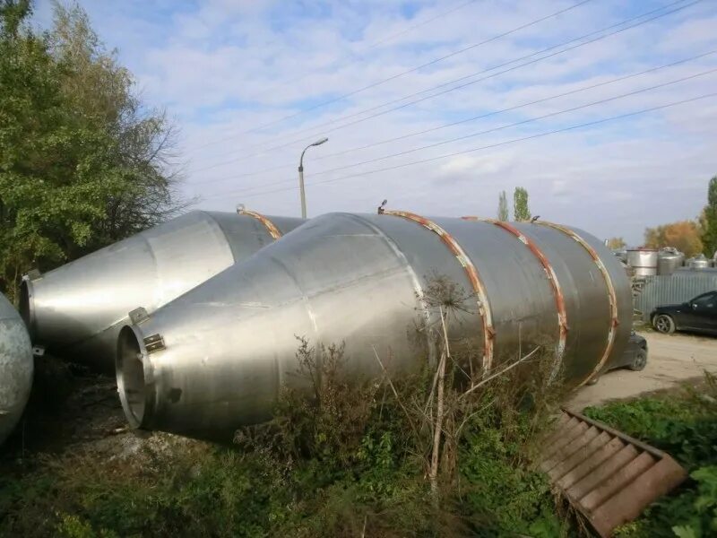 Резервуар горизонтальный стальной ргс-50. Битумная емкость для асфальтобетонного завода. Емкость 40 кубовый. Резервуары 60 кубов. Емкость 40 кубов.