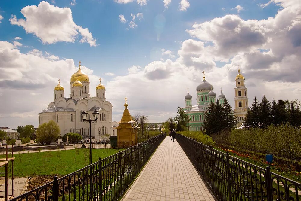 Дивеево. Свято-Троицкий Дивеевский женский монастырь. Дивеево Серафимо-Дивеевский монастырь. Дивеево. Серафимо-Дивеевский Троицкий монастырь.. Троицкий монастырь Дивеево.