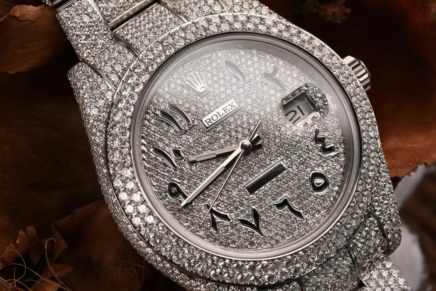 Арабский наручный часы. Rolex Datejust Diamond. Часы Rolex Arabic Dial. Rolex Datejust Бриллиантовые. Rolex Datejust Arabic Dial.