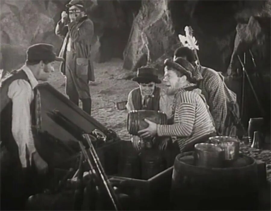 Приключения жюль верн наутилус. Жюль верн. Жюль верн путешествие длиною в жизнь. Филеас фогг вокруг света за 80. Таинственный остров ссср 1941.