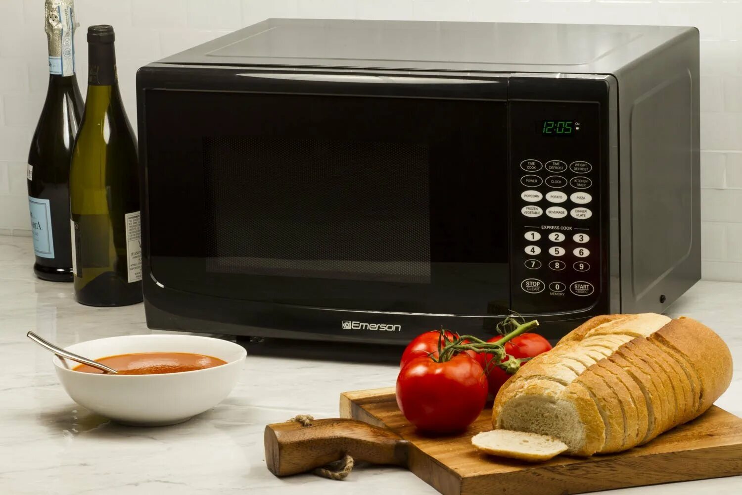 Г свч. Микроволновая печь Microwave Oven. Микроволновая печь Hauslich MW 7202. Микроволновая печь mw8000r. Микроволновая печь GWD 0220.