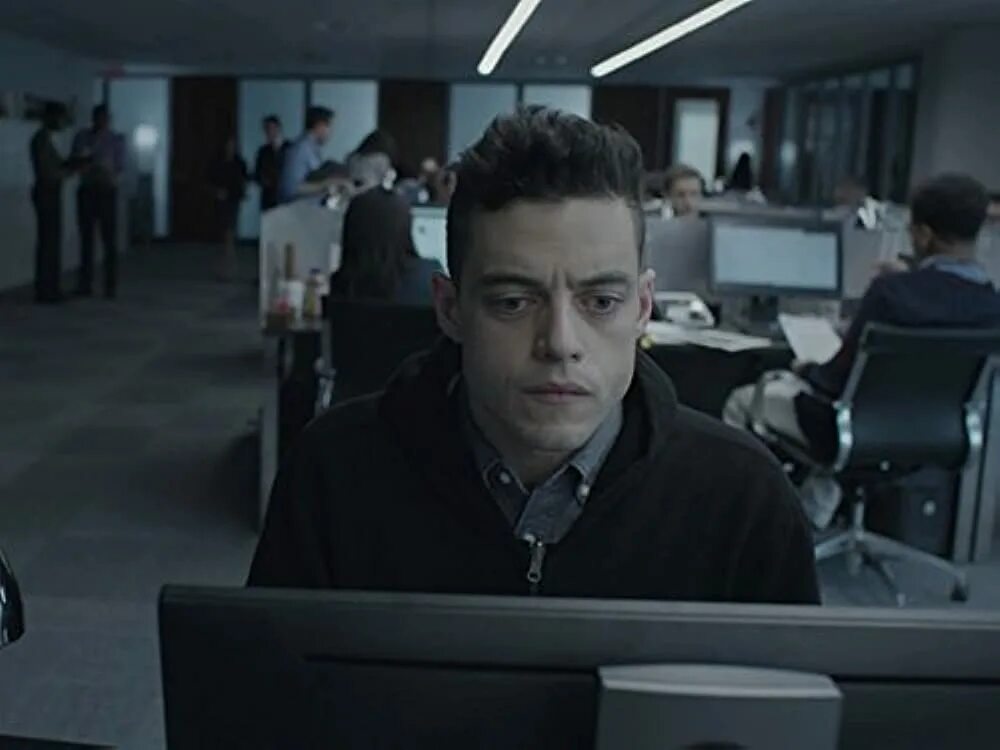 Mr robot 1. Рами малек mr robot. мистер робот эллиот. рами малек мистер робот 4.