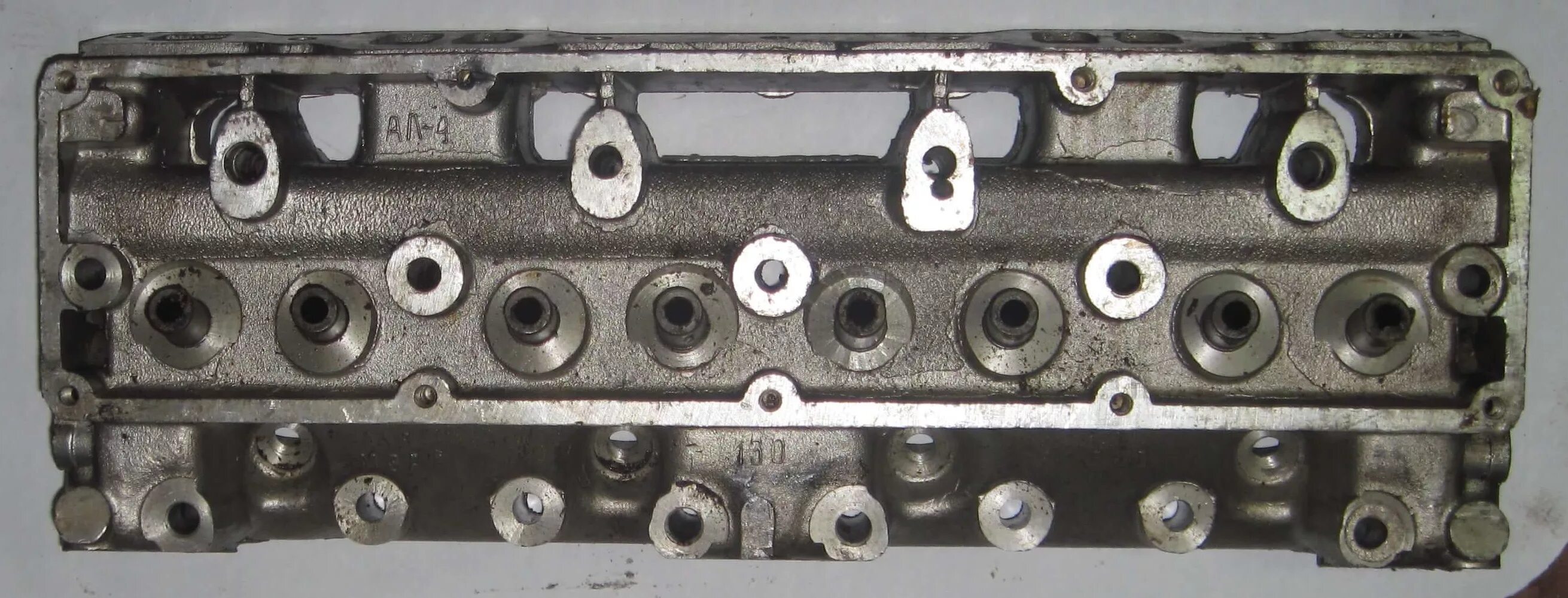 Головка зил 131. ГБЦ ЗИЛ 130. Головка блока цилиндров ЗИЛ 130. ЗИЛ 130-1003012. Протяжка головки ЗИЛ 130.