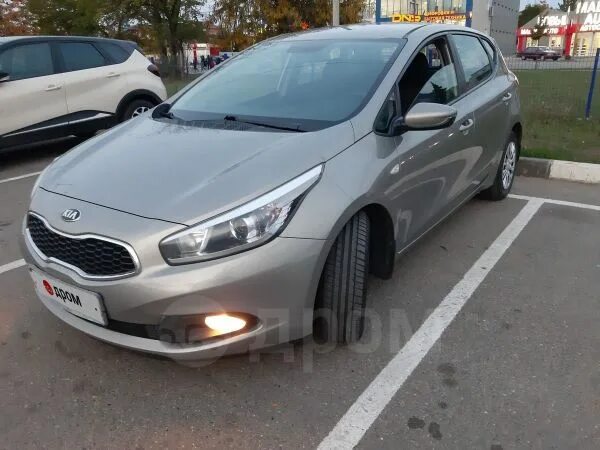 Kia Ceed 2015 White. Автомобиль Киа ликвидация склада Ростов на Дону. Авито киа с пробегом краснодарский край