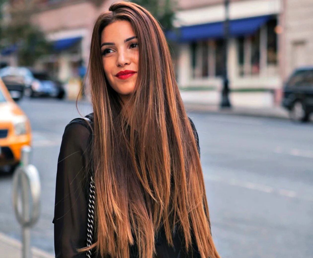 Длинные прямые волосы. Zendaya coleman 2013. Виктория джастис стрижка. Нина добрев мелирование. Прямые волосы у девушек.