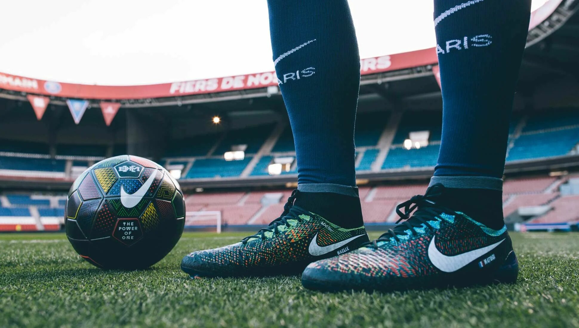 Nike футбол. Nike football academy. Мяч футбольный 5 найк р. Мяч футбольный nike pitch. Мяч найк старый pitch.