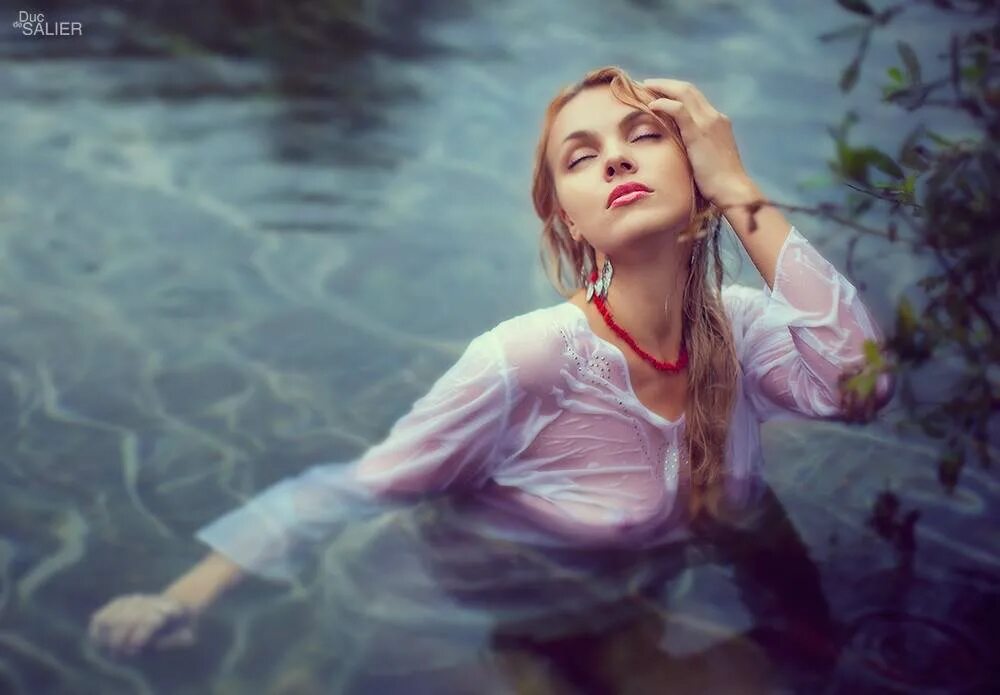 Мокрая одежда 18