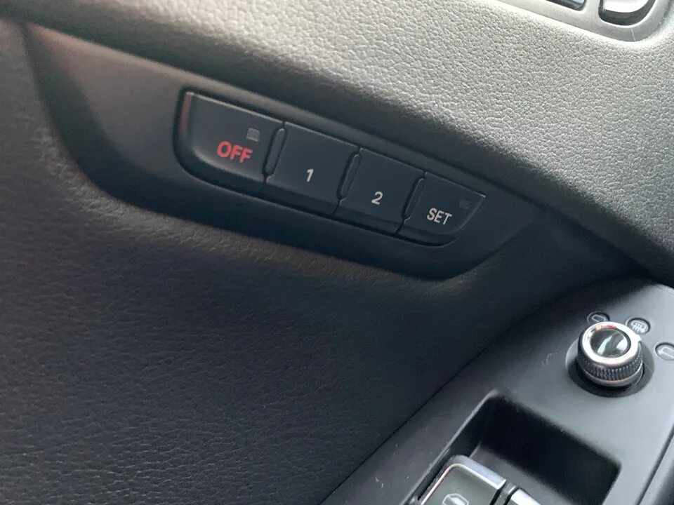 Кнопка Drive select для Audi a4 b8. Память сидений Audi a5. Audi a4 b8 память сидений. Память сидений Ауди а5.