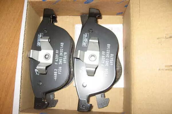 оригинальные колодки форд. колодки передние форд мондео. 1566232 колодки. передние колодки форд фокус 2. оригинальные колодки форд фокус 2.