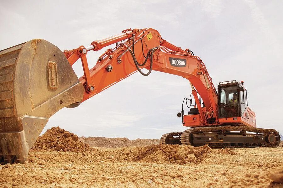 Doosan dx300. Дусан 300 экскаватор. Dx300lc-Demolition. Дусан 510. Нанять экскаватор