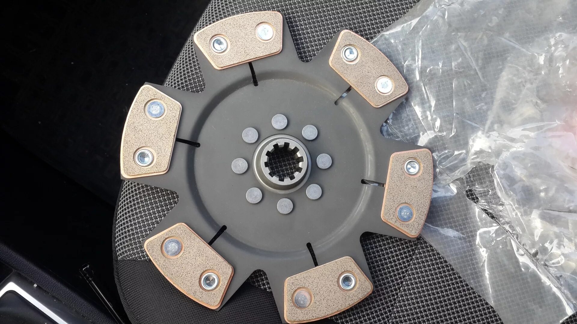 Керамическое сцепление w210. 2aan. Диск сцепления ваз 2108 бездемпферный. Керамическое сцепление. Керамическое сцепление 240 мм на 22 шлица.