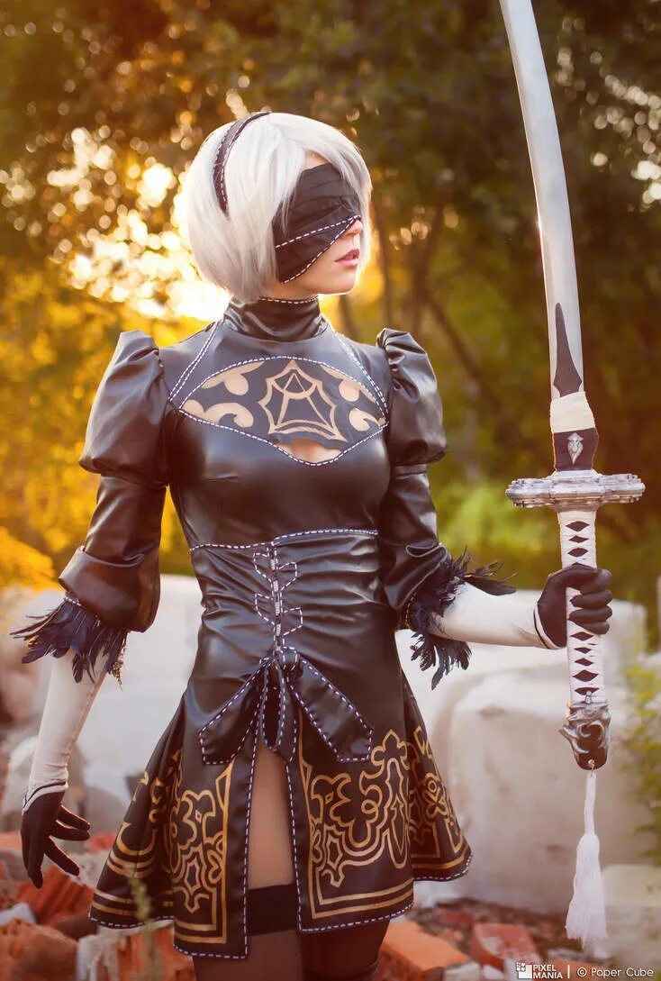 Automata косплей. Nier automata 2b косплей. 2b nier косплей лицо. nier automata девушка косплей. 2b nier automata cosplay.
