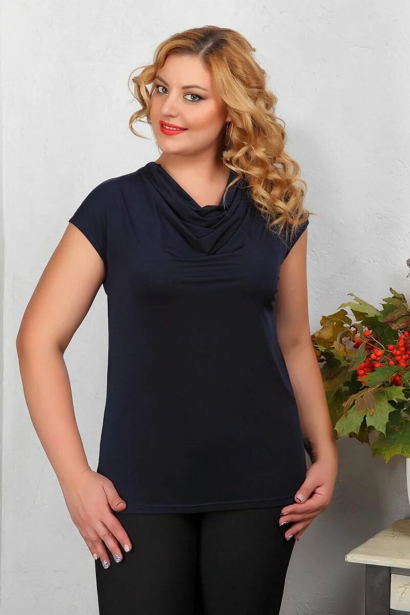 Девушки с 44 размером одежды. Скинни джинсы на 46 размер. Комплект домашней одежды для девушек. Девушки с 44 размером одежды. Девушка 44 размера.